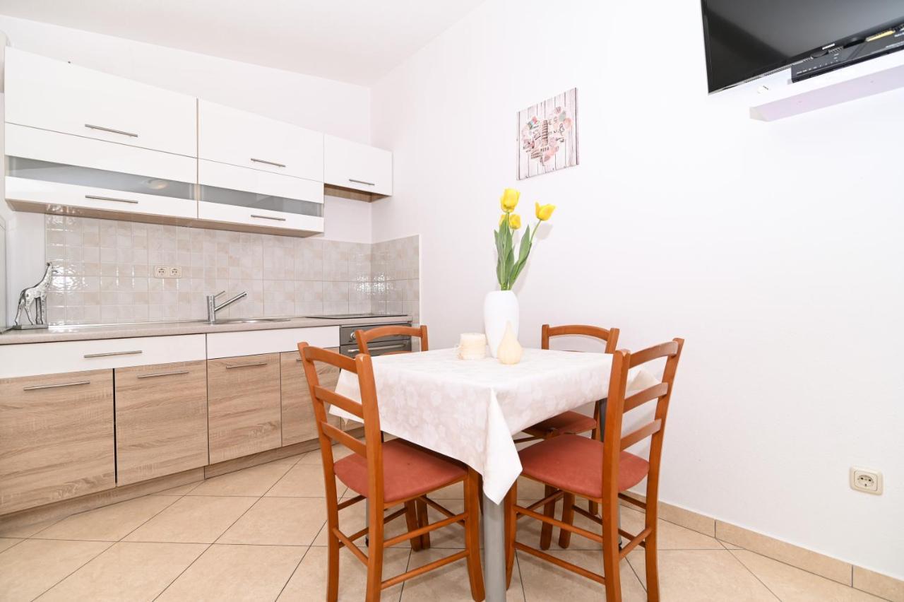 Apartmani Adria Τρογκίρ Εξωτερικό φωτογραφία
