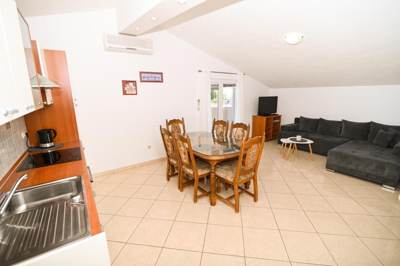 Apartmani Adria Τρογκίρ Εξωτερικό φωτογραφία
