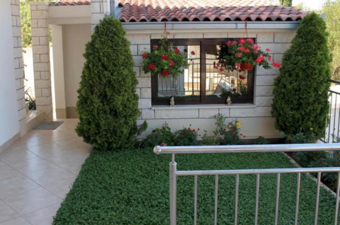 Apartmani Adria Τρογκίρ Εξωτερικό φωτογραφία